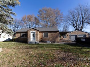 129 Grandview Ave, Holland, MI 49423