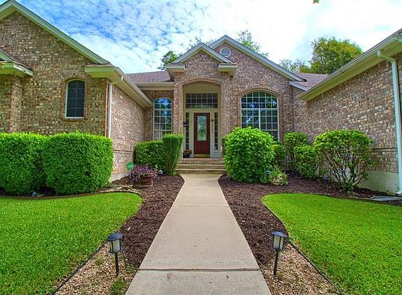 2nd image of 3004 Sunland Dr