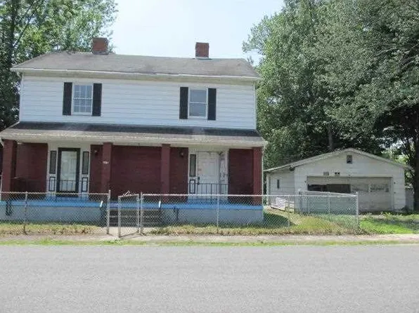 611 Meadow St, Ronco, PA 15476