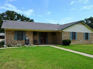 525 Clearwater Rd, Grand Saline, TX 75140