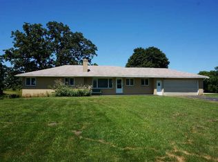 3242 N Meridian Rd, Stillman Valley, IL 61084