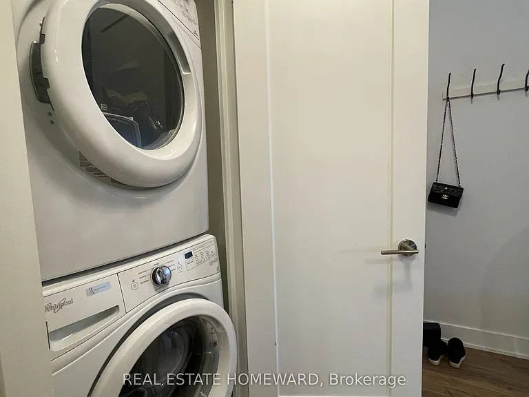 38 Cameron St #610 — Photo 15