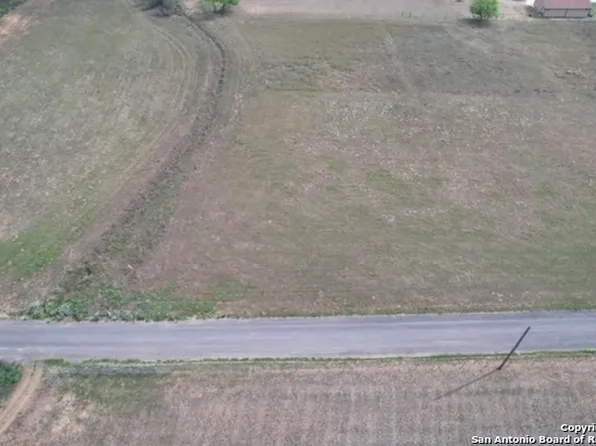 138 CR 7715 LOT 36, Devine, TX 78016