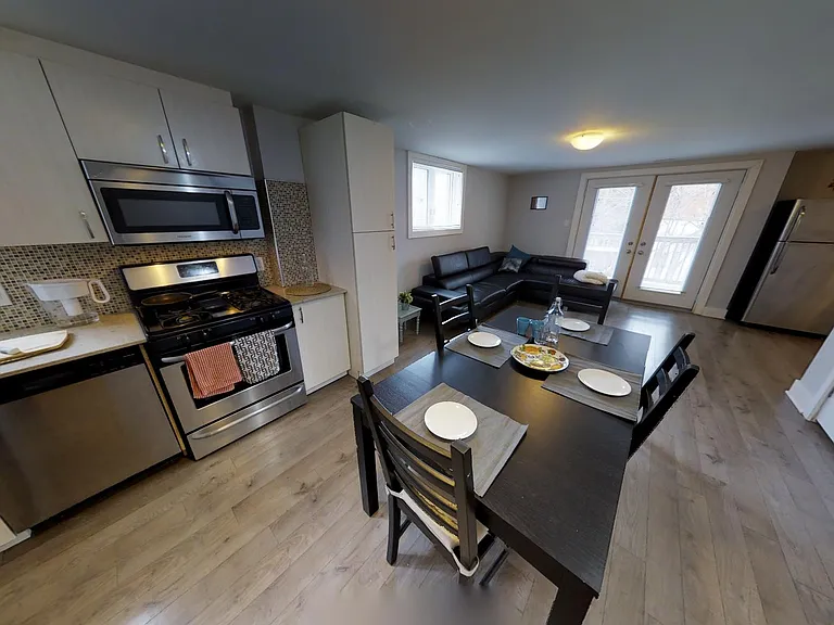 173 Henderson Ave — Photo 1