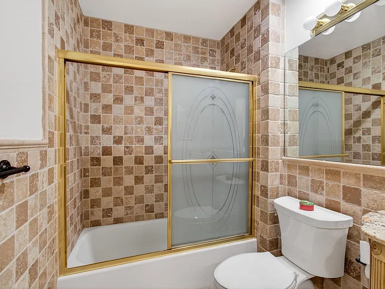 7865 La Mirada Dr — Photo 44