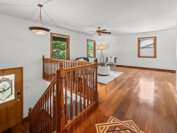4th image of 370 Arbor Gate Ln