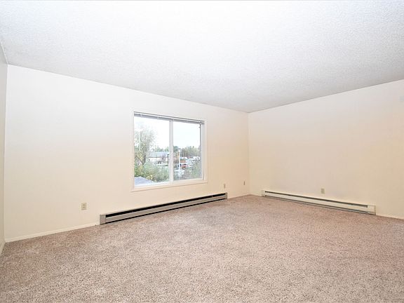 4th image of 515 S 15th Ave #C