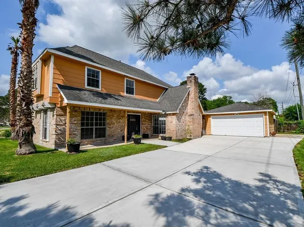 19310 Oak Timbers Dr, Humble, TX 77346