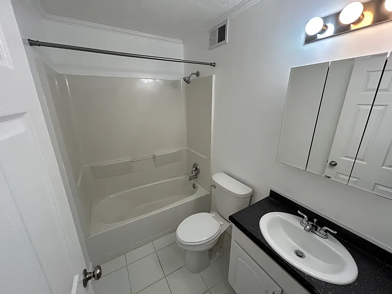 full bath