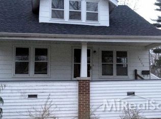 19546 Garfield Ave, Redford, MI 48240