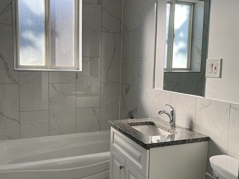 46 Montye Ave — Photo 6