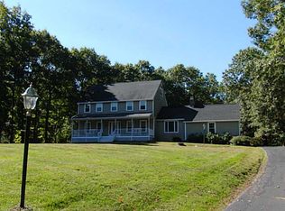 87 Bunker Hill Rd, Guilford, CT 06437