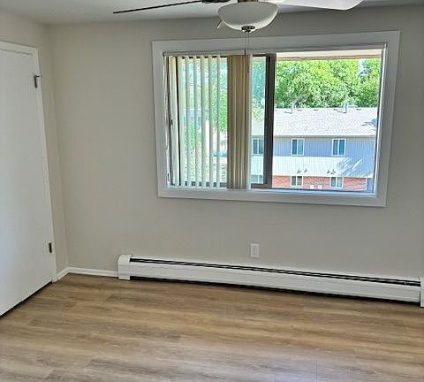 5th image of 591 W Prentice Ave #302
