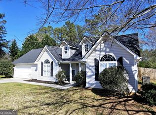 1528 Riverglen Dr, Loganville, GA 30052