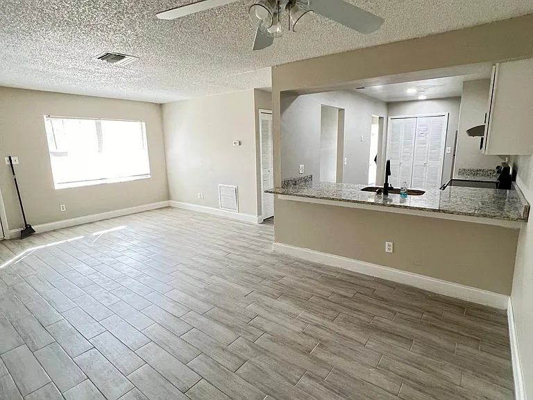 1512 Sophie Blvd — Photo 16
