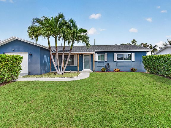2nd image of 1023 SW 25TH Place