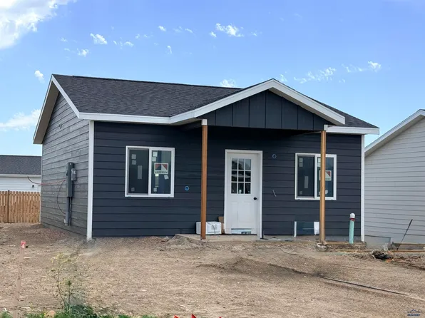 5635 Crystalline Hills Dr, Rapid City, SD 57703