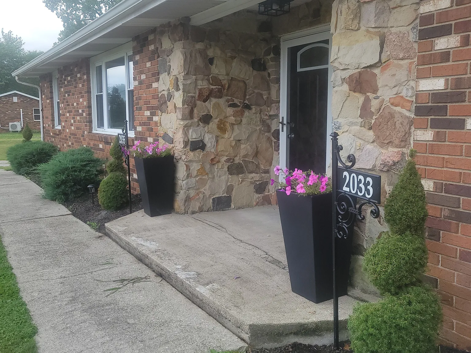 2 bed, 975 sqft, $1,200 — Photo 3