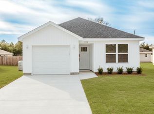 5352 Highview Dr, Crestview, FL 32539