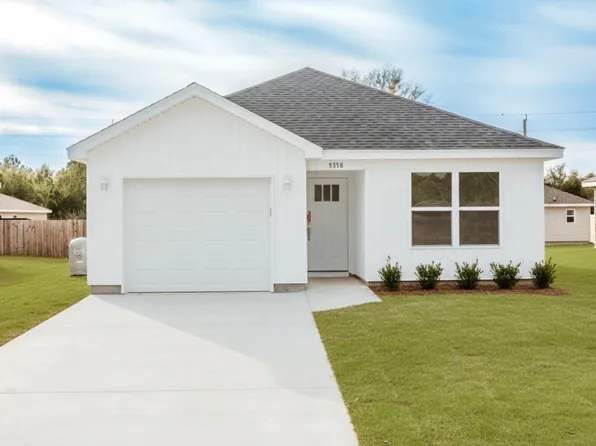 5352 Highview Dr, Crestview, FL 32539