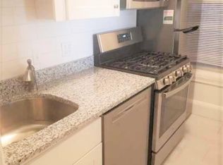 891 Massachusetts Ave APT 8, Cambridge, MA 02139