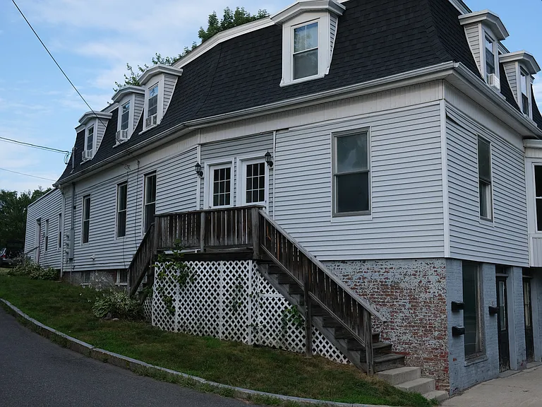 430 Main St #A — Photo 1