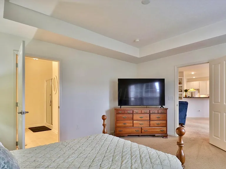 9092 Polaris Lakes Dr — Photo 20