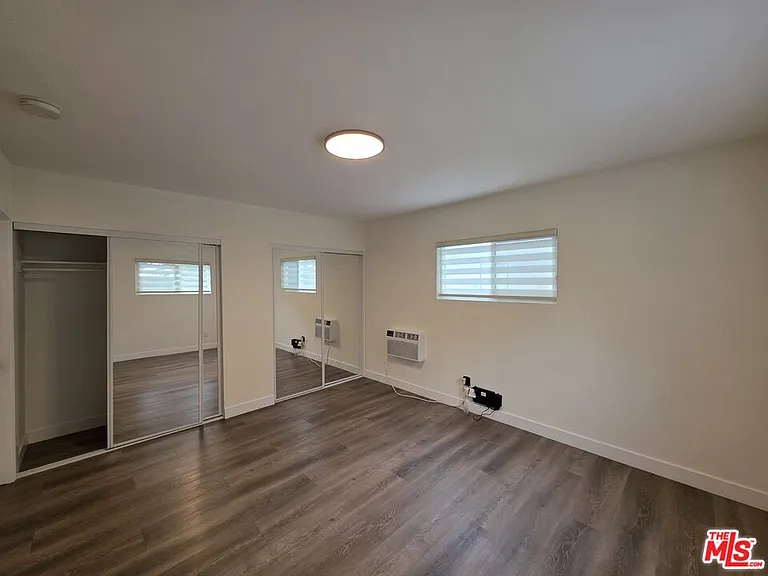 1743 9th St #1 — Photo 32