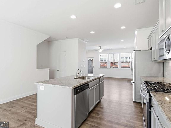 5th image of 1611 Falcon Crest Way