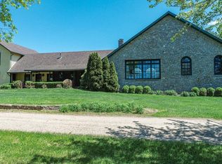 1544 Peacock Rd, Paris, KY 40361