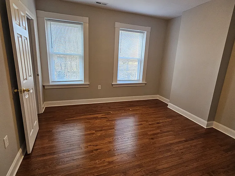 37 William St #3A — Photo 11