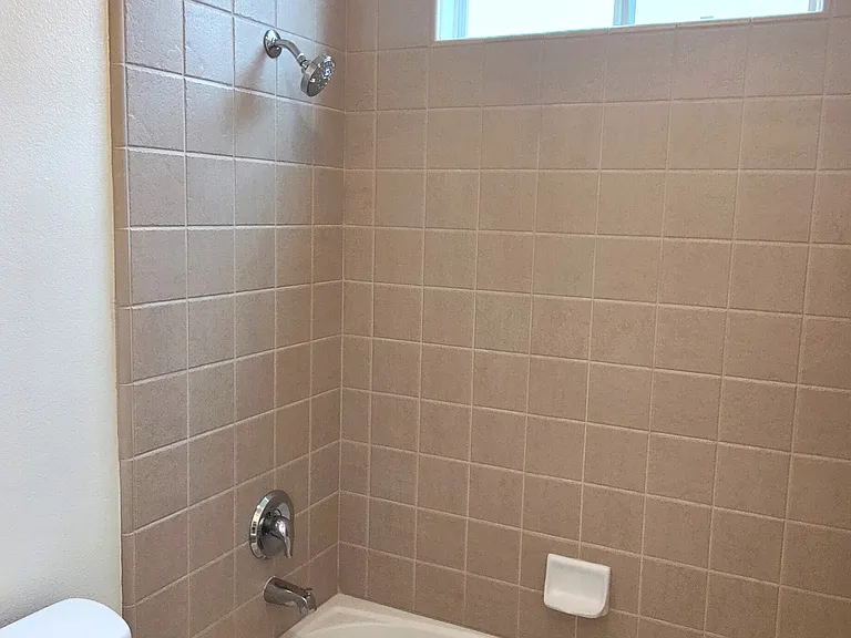 678 Prescott Ave — Photo 23
