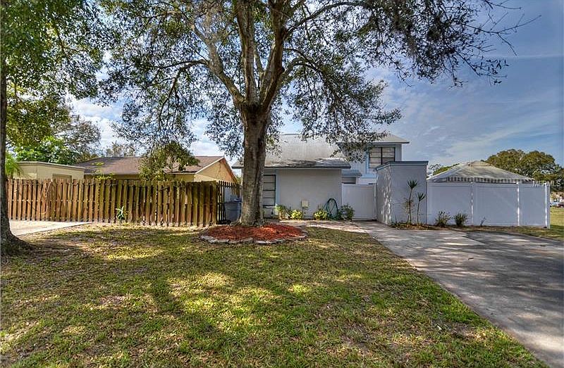1st image of 10734 Glen Ellen Dr