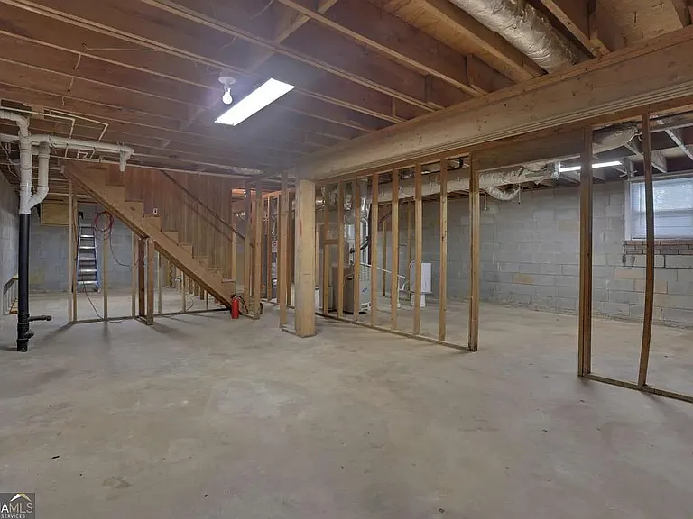 4845 Oak Grove Dr — Photo 26