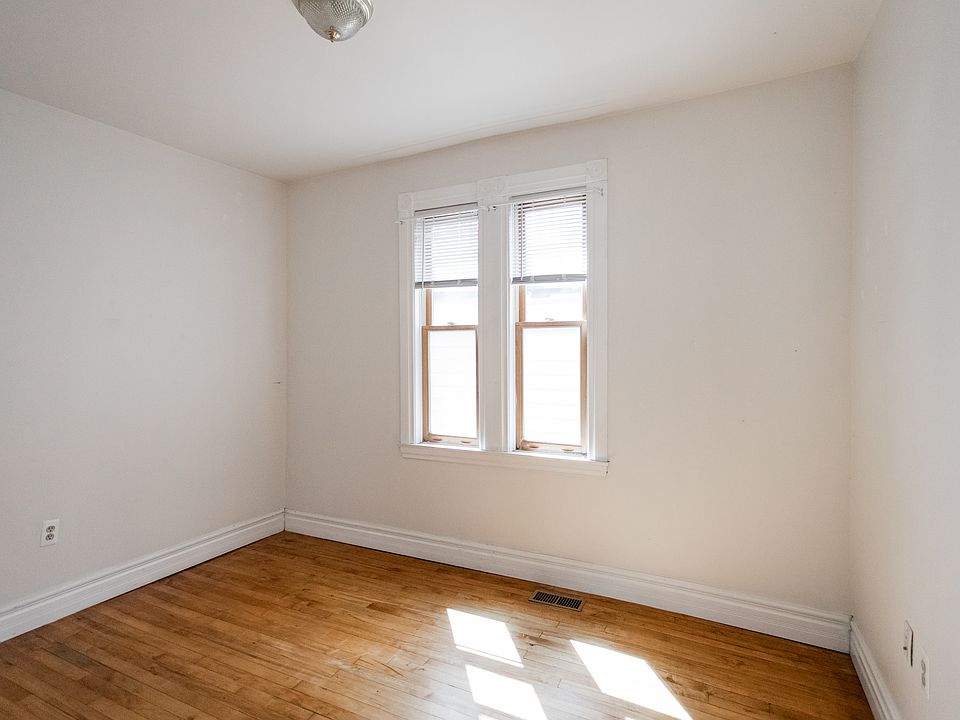1337 Bagley St #1, photo 9
