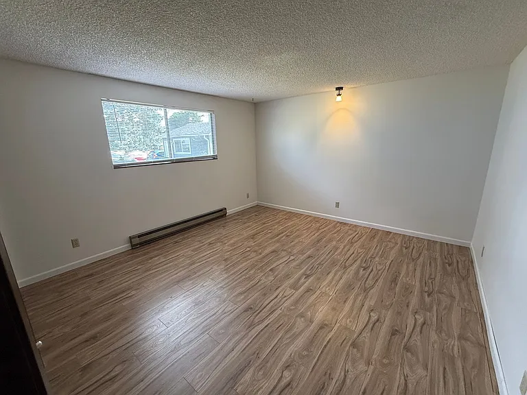 2209 Colby Ave #4 — Photo 19