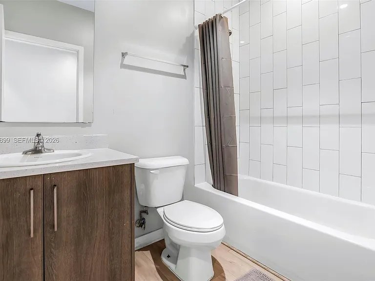 171 NW 158th St #8 — Photo 11