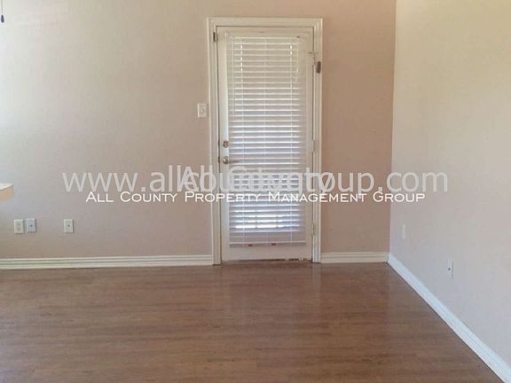 3rd image of 1009 Turkey Creek Ct Unit B
