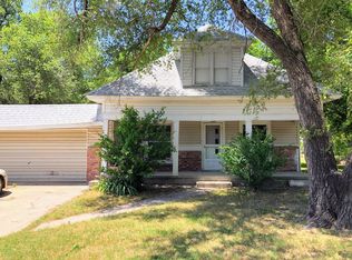 203 Porter St, Hutchinson, KS 67501