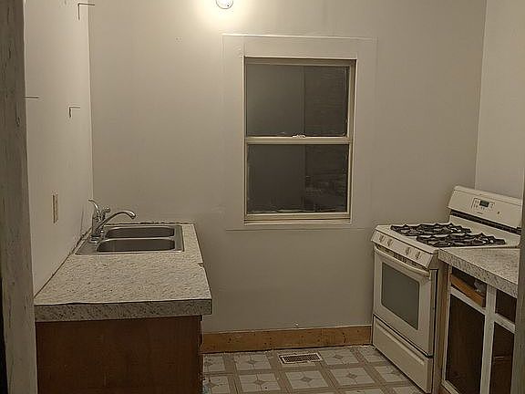 4th image of 350 Quimby St NE