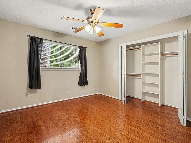 14707 Treborway Dr — Photo 28