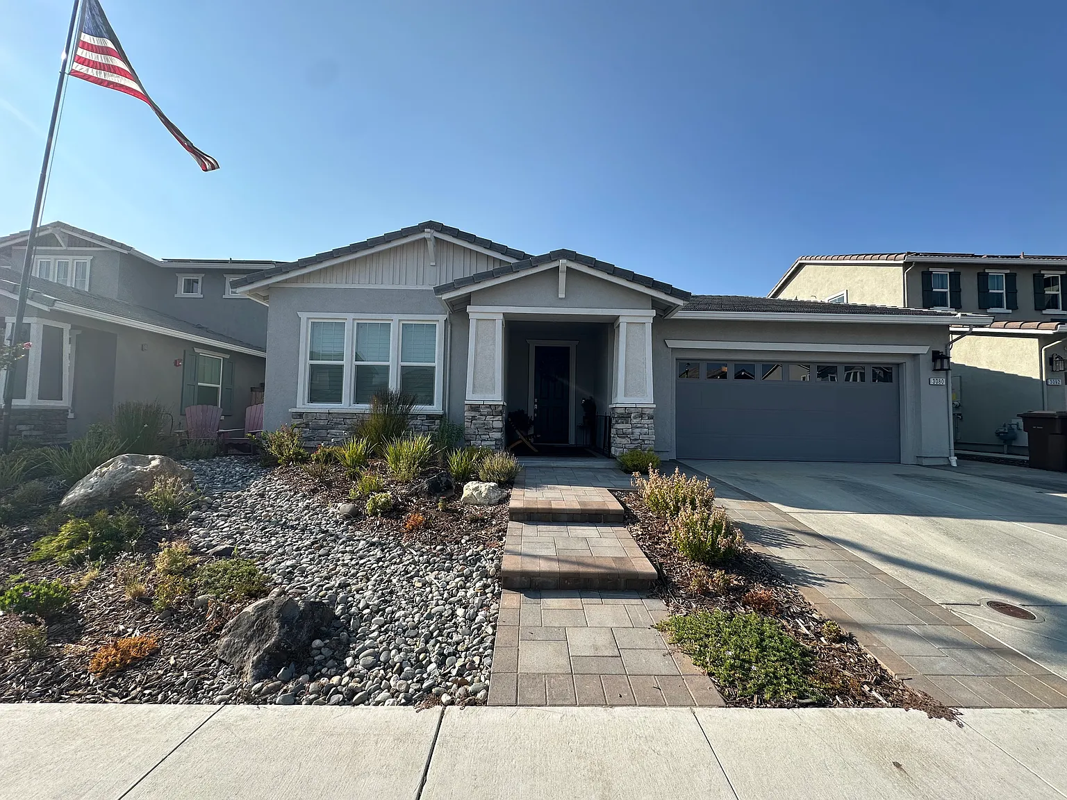 3080 Ridgecrest Dr — Photo 1