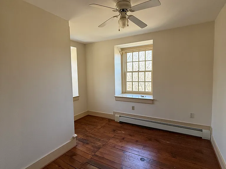 6393 Glatfelters Station Rd — Photo 11