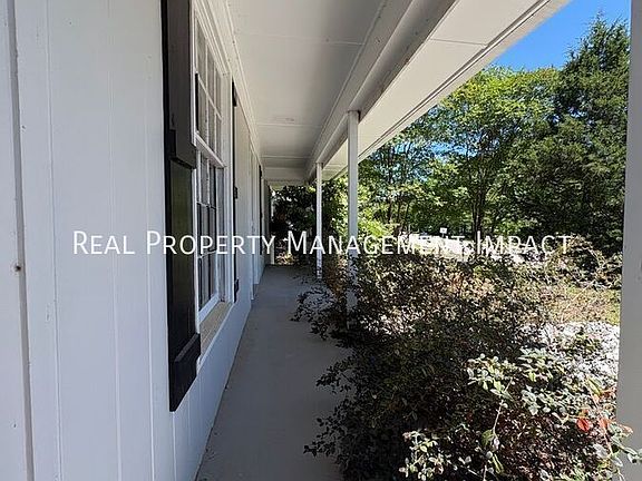 4th image of 1503 Sedwick Rd