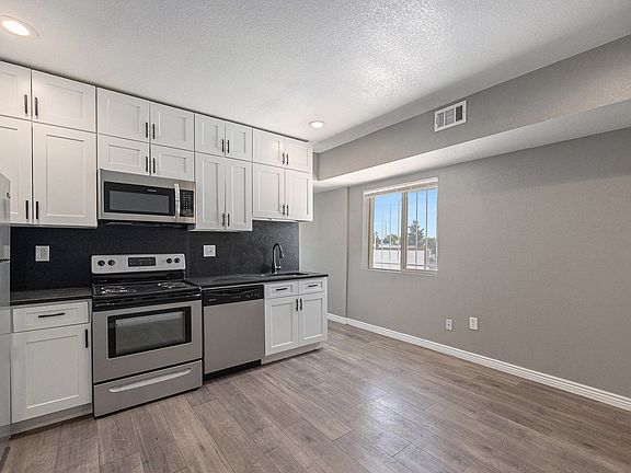 4th image of 4 W Arkansas Ave #2