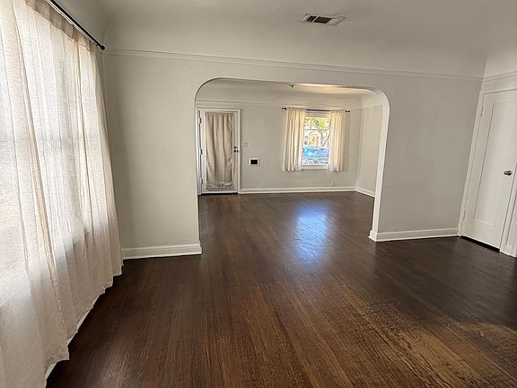 4th image of 3105 Sherwood Ave #A