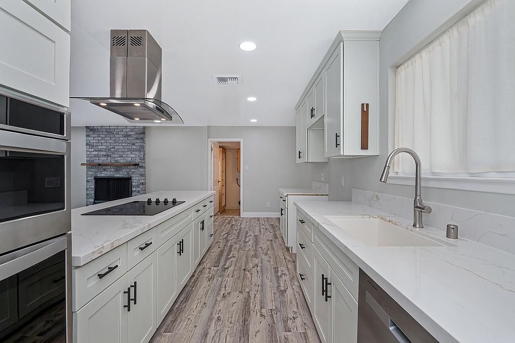7284 Farm Dale Way, Sacramento, CA 95831 | MLS #226059273 | Zillow