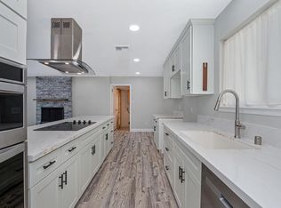7284 Farm Dale Way, Sacramento, CA 95831
