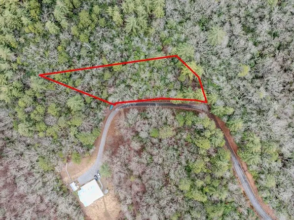 30 Broadtree Rdg, Hayesville, NC 28904