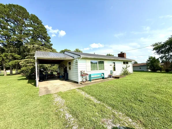 1282 Carleton St, Syracuse, OH 45779